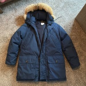 EUC Eddie Bauer goose down coyote fur parka